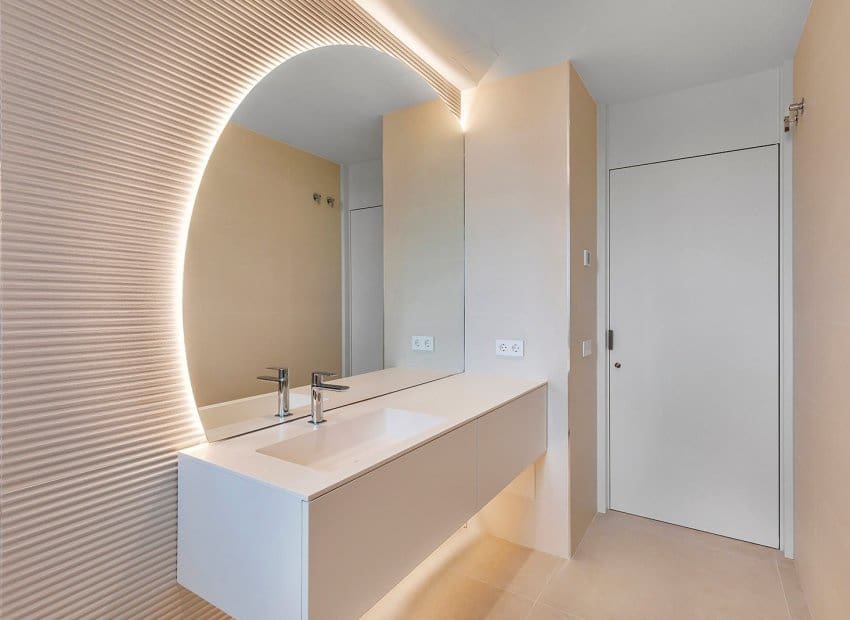 3 bedroom Apartment for sale in Las Colinas Golf with pool - € 849,000 (Ref: 9840599)