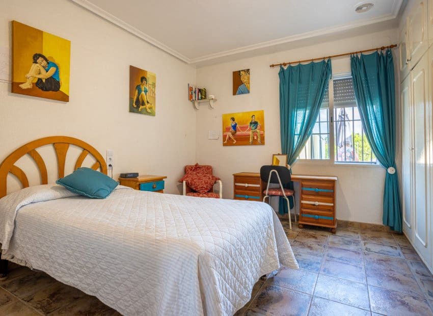 5 sypialnia Willa na sprzedaż w La Hoya z basenem - 510 000 € (Ref: 9840600)