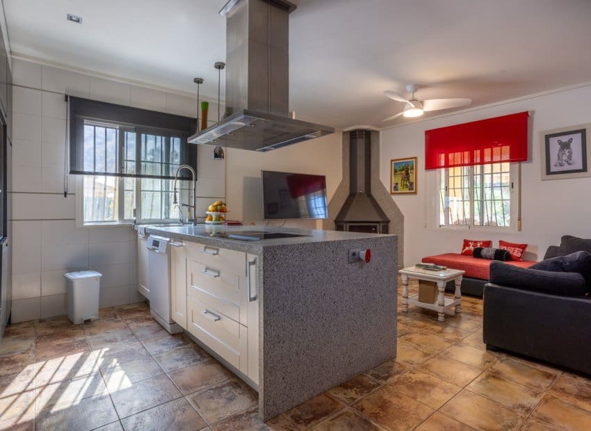 5 sypialnia Willa na sprzedaż w La Hoya z basenem - 510 000 € (Ref: 9840600)