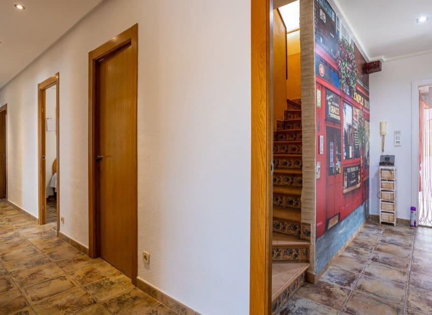 5 sypialnia Willa na sprzedaż w La Hoya z basenem - 510 000 € (Ref: 9840600)