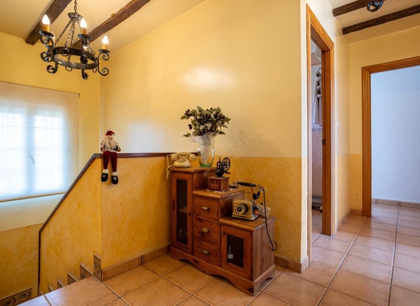 5 sypialnia Willa na sprzedaż w La Hoya z basenem - 510 000 € (Ref: 9840600)