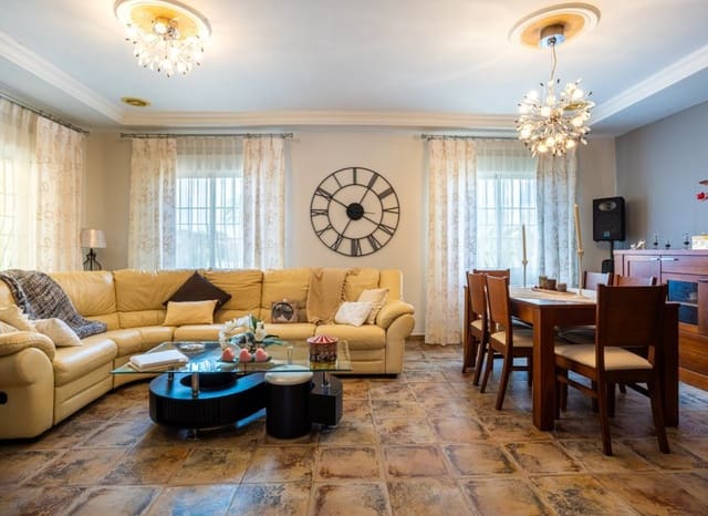 5 sypialnia Willa na sprzedaż w La Hoya, Elche / Elx z basenem - 510 000 € (Ref: 9840600)