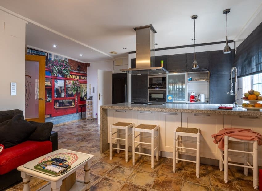 5 sypialnia Willa na sprzedaż w La Hoya z basenem - 510 000 € (Ref: 9840600)