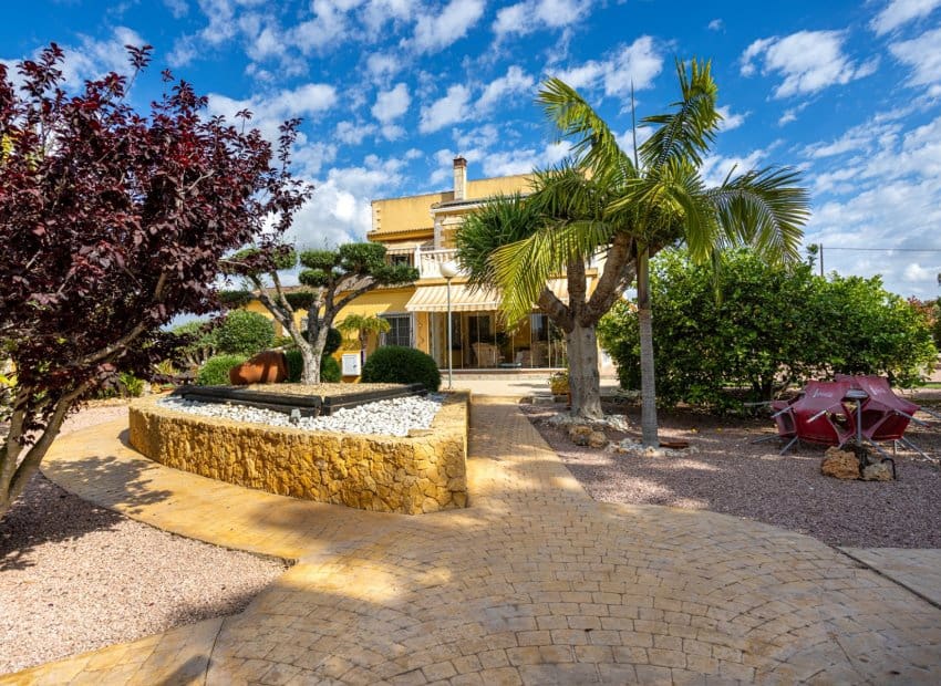 5 sypialnia Willa na sprzedaż w La Hoya z basenem - 510 000 € (Ref: 9840600)