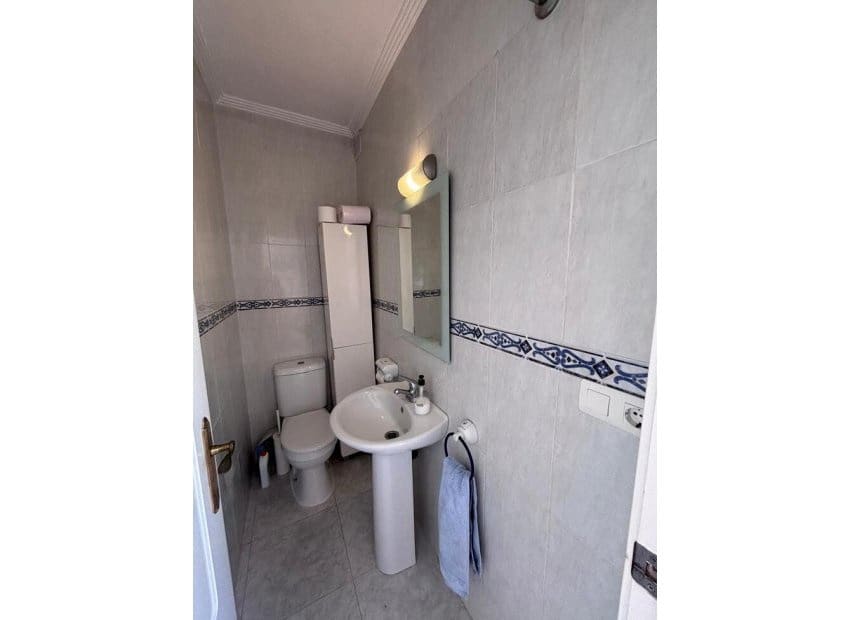 3 slaapkamer Huis te koop in Villamartin met zwembad - € 219.000 (Ref: 9840603)