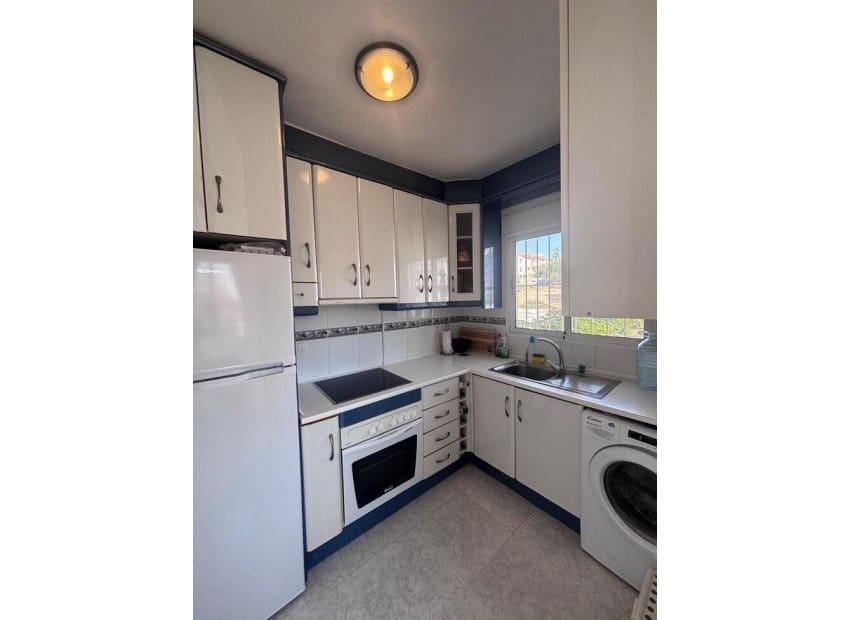3 slaapkamer Huis te koop in Villamartin met zwembad - € 219.000 (Ref: 9840603)