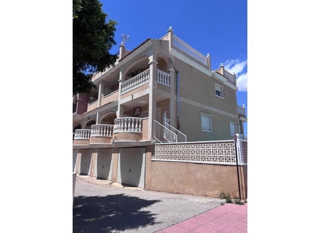 3 soverom Hus til salgs i Villamartin, Orihuela med svømmebasseng - € 219 000 (Ref: 9840603)