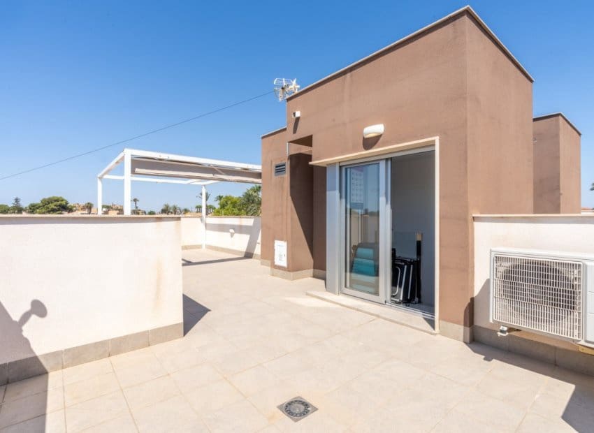 3 soverom Villa til salgs i Santiago de la Ribera med svømmebasseng - € 379 000 (Ref: 9840604)
