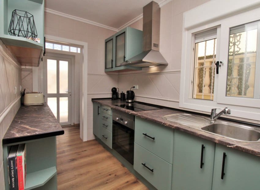 3 slaapkamer Huis te koop in Villamartin met zwembad - € 219.000 (Ref: 9840605)