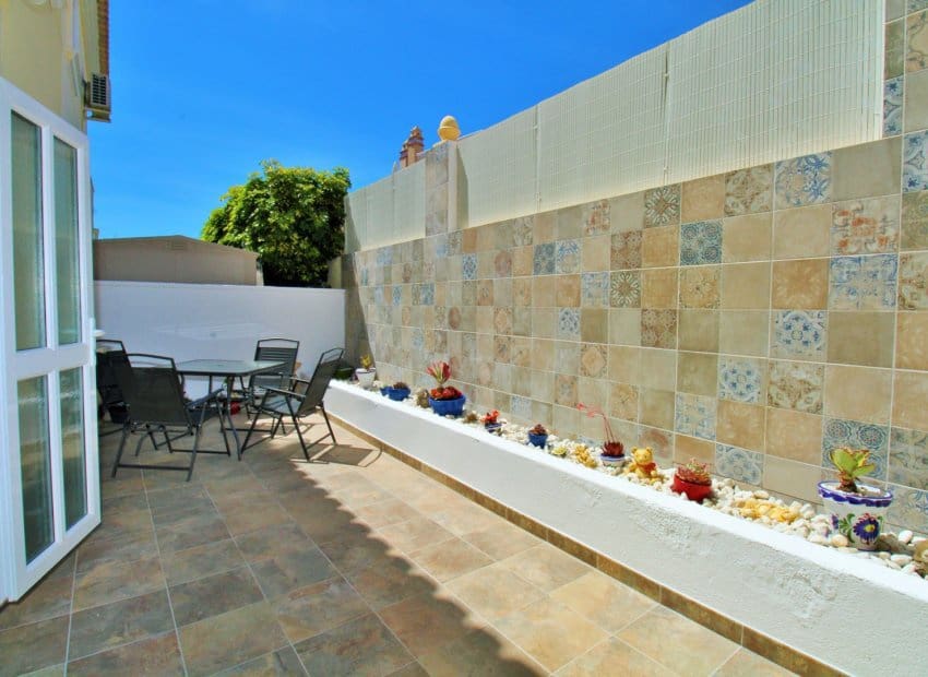 3 slaapkamer Huis te koop in Villamartin met zwembad - € 219.000 (Ref: 9840605)