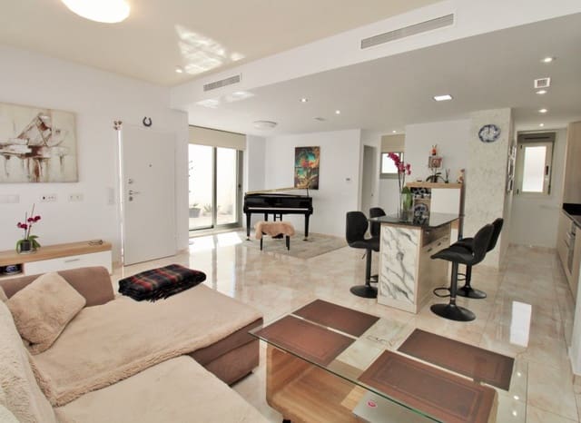 3 soverom Villa til salgs i Villamartin, Orihuela med svømmebasseng - € 469 000 (Ref: 9840606)
