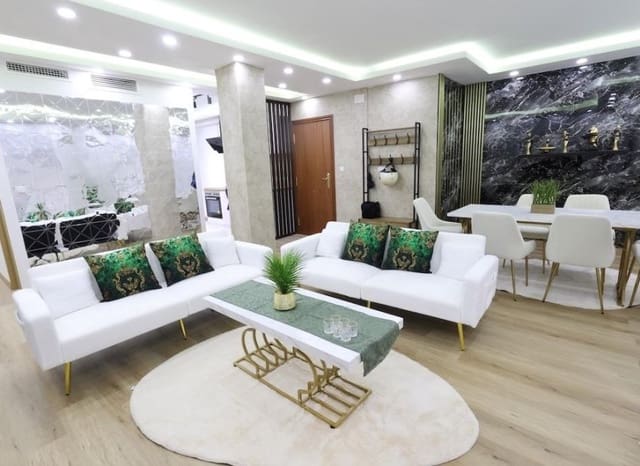 Apartamento de 4 habitaciones en Centro - Muelle Pesquero, Torrevieja en venta - 285.000 € (Ref: 9840607)