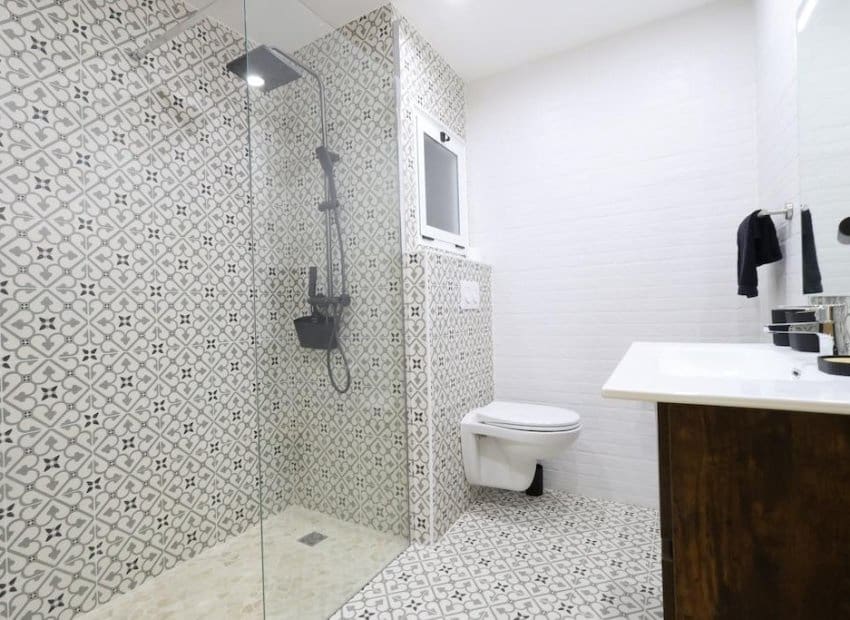 Apartamento de 4 habitaciones en Torrevieja en venta - 285.000 € (Ref: 9840607)