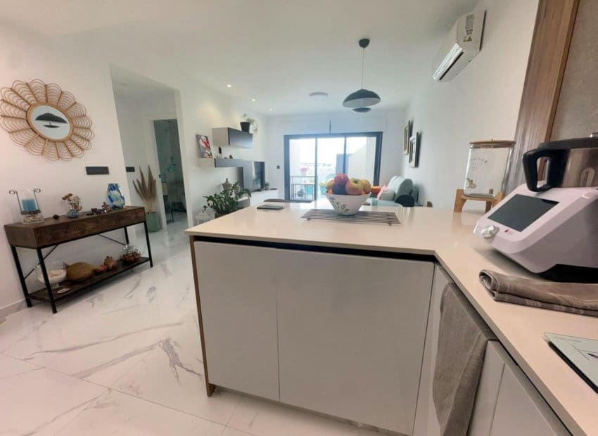 2 quarto Apartamento para venda em El Raso com piscina - 288 000 € (Ref: 9840609)