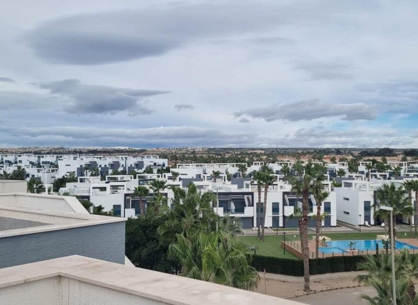 2 quarto Apartamento para venda em El Raso com piscina - 288 000 € (Ref: 9840609)