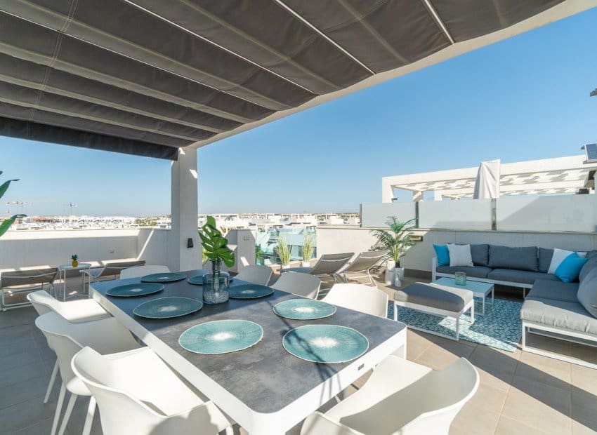 2 slaapkamer Appartement te koop in El Raso met zwembad - € 295.000 (Ref: 9840610)