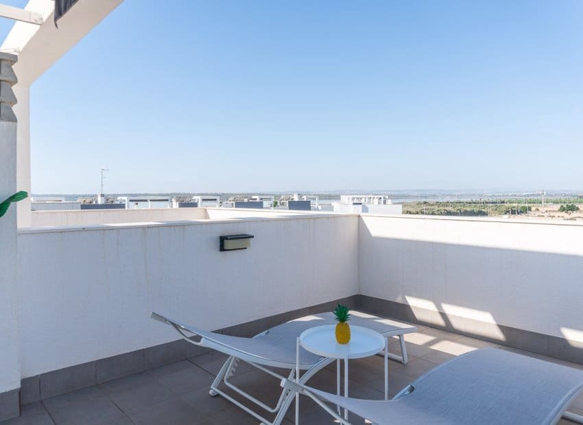 2 slaapkamer Appartement te koop in El Raso met zwembad - € 295.000 (Ref: 9840610)