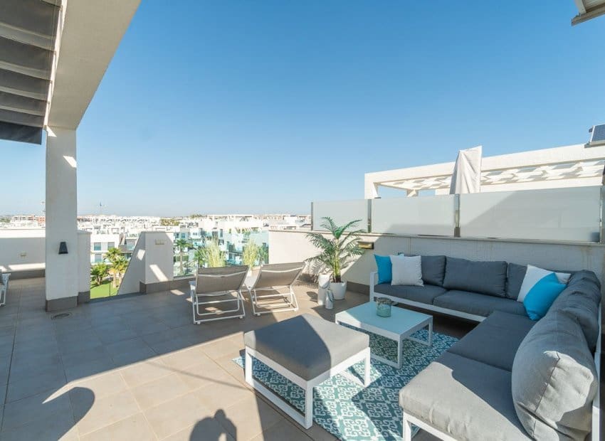 2 slaapkamer Appartement te koop in El Raso met zwembad - € 295.000 (Ref: 9840610)