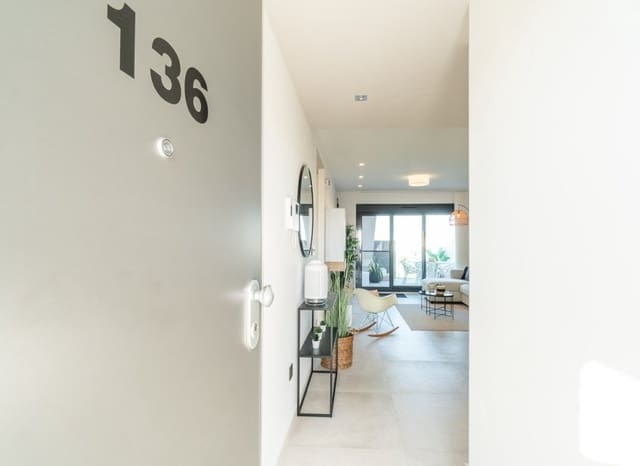 2 slaapkamer Appartement te koop in El Raso, Guardamar del Segura met zwembad - € 295.000 (Ref: 9840610)