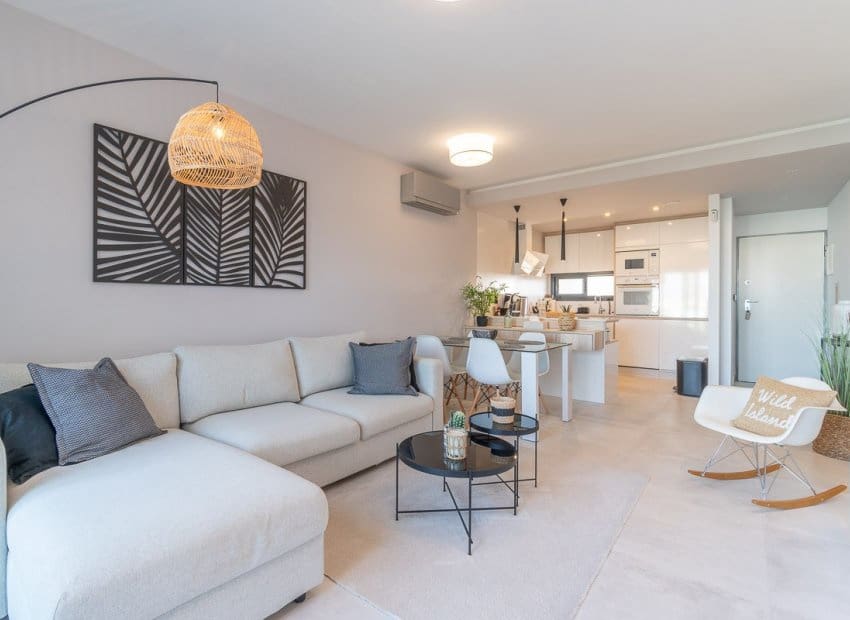 2 slaapkamer Appartement te koop in El Raso met zwembad - € 295.000 (Ref: 9840610)