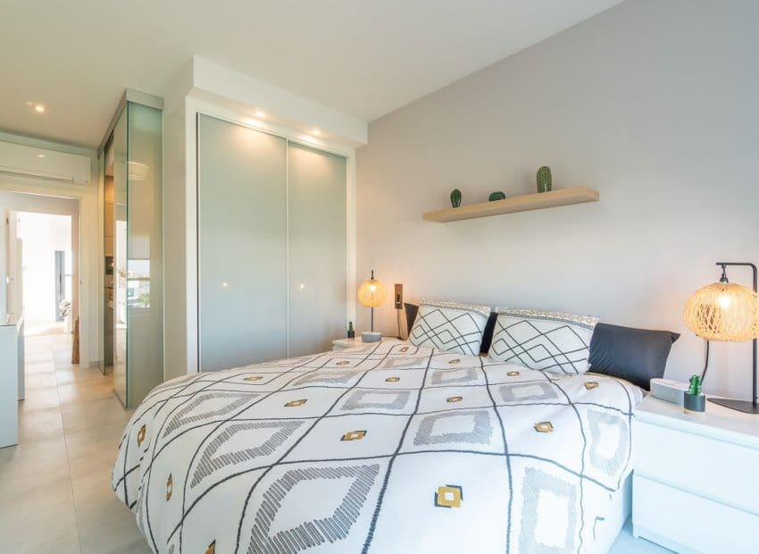 2 slaapkamer Appartement te koop in El Raso met zwembad - € 295.000 (Ref: 9840610)