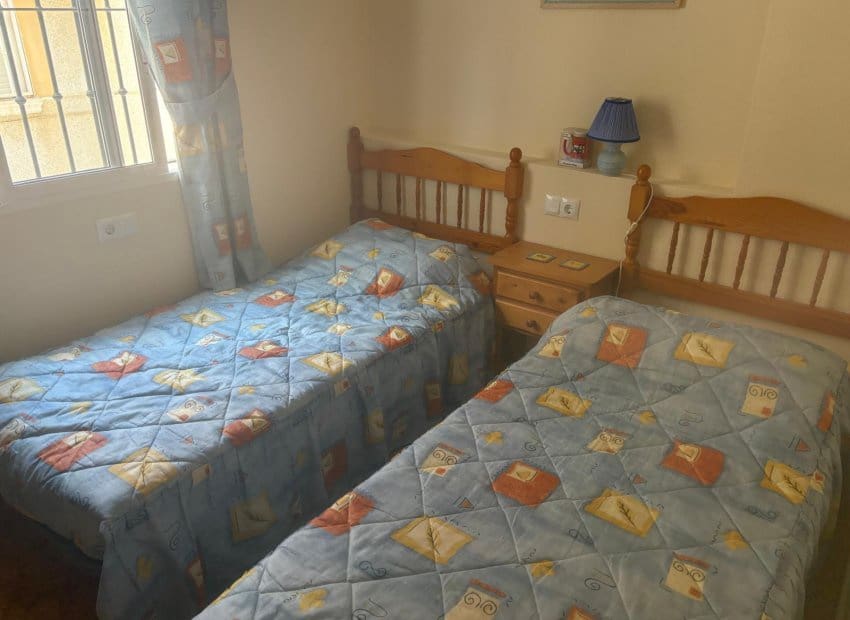 2 bedroom Townhouse for sale in Algorfa with pool - € 139,950 (Ref: 9840611)