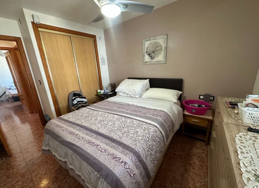 2 Zimmer Apartment zu verkaufen in Entre Naranjos mit Pool - 140.000 € (Ref: 9840617)