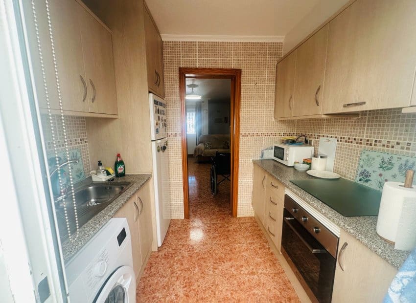 2 Zimmer Apartment zu verkaufen in Entre Naranjos mit Pool - 140.000 € (Ref: 9840617)
