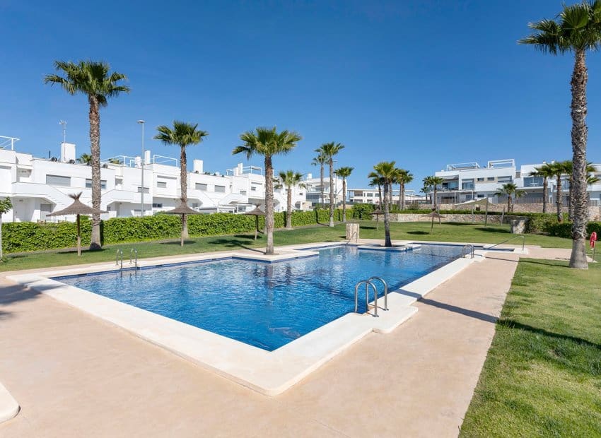 2 bedroom Apartment for sale in Vistabella with pool - € 260,000 (Ref: 9840618)