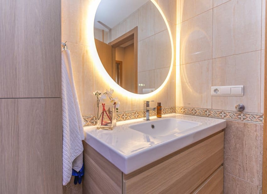 Casa de 2 habitaciones en Orihuela Costa en venta con piscina - 219.000 € (Ref: 9840619)