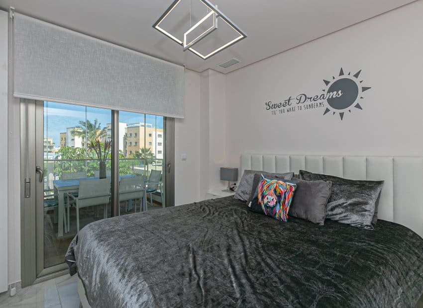 3 soverom Leilighet til salgs i Orihuela Costa med svømmebasseng - € 274 995 (Ref: 9840620)