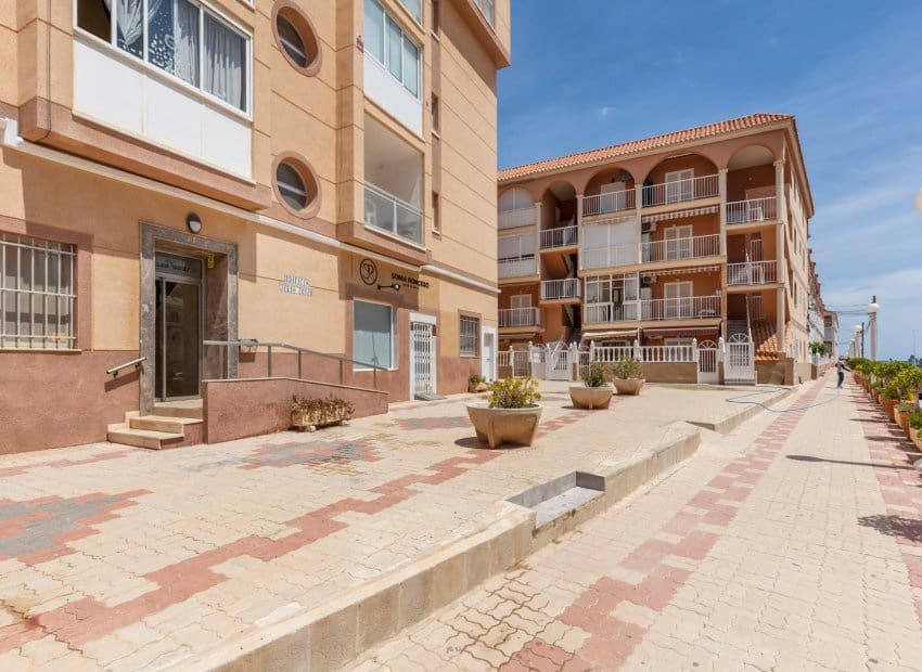 1 bedroom Apartment for sale in La Mata - € 125,000 (Ref: 9840622)