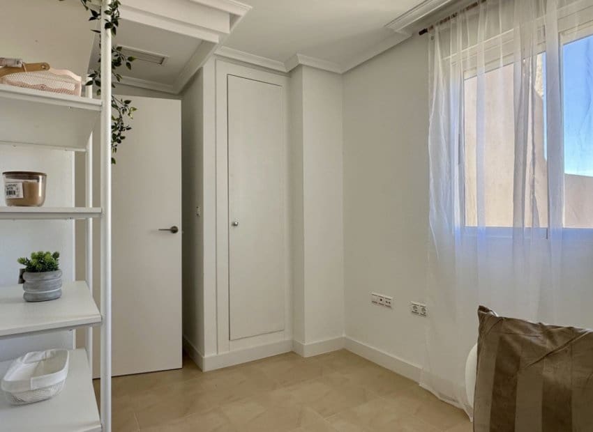 3 soveværelse Lejlighed til salg i Torrevieja - € 225.000 (Ref: 9840623)