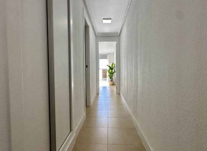 3 soveværelse Lejlighed til salg i Torrevieja - € 225.000 (Ref: 9840623)