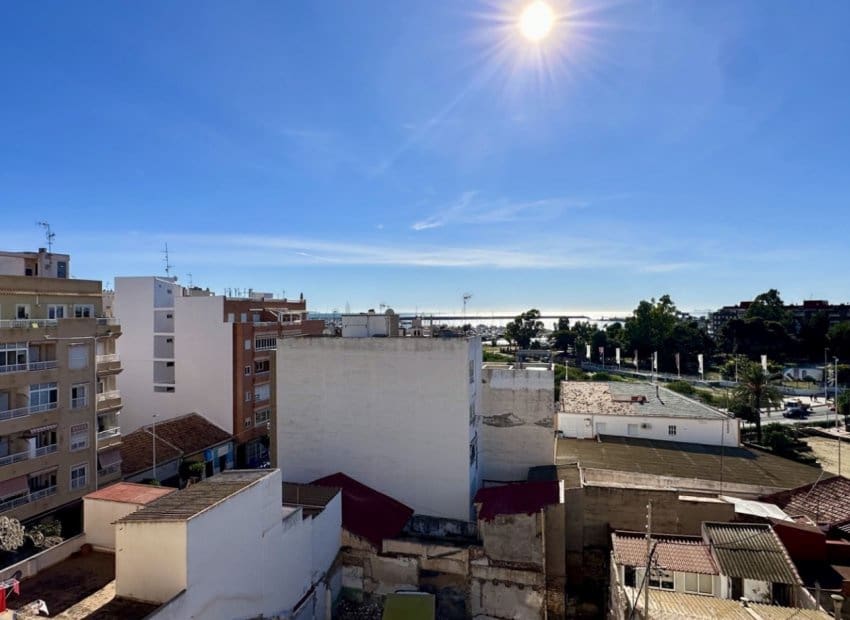 3 soveværelse Lejlighed til salg i Torrevieja - € 225.000 (Ref: 9840623)