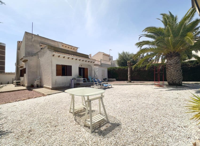 3 camera da letto Villa in vendita in La Zenia con piscina - 629.900 € (Rif: 9840624)