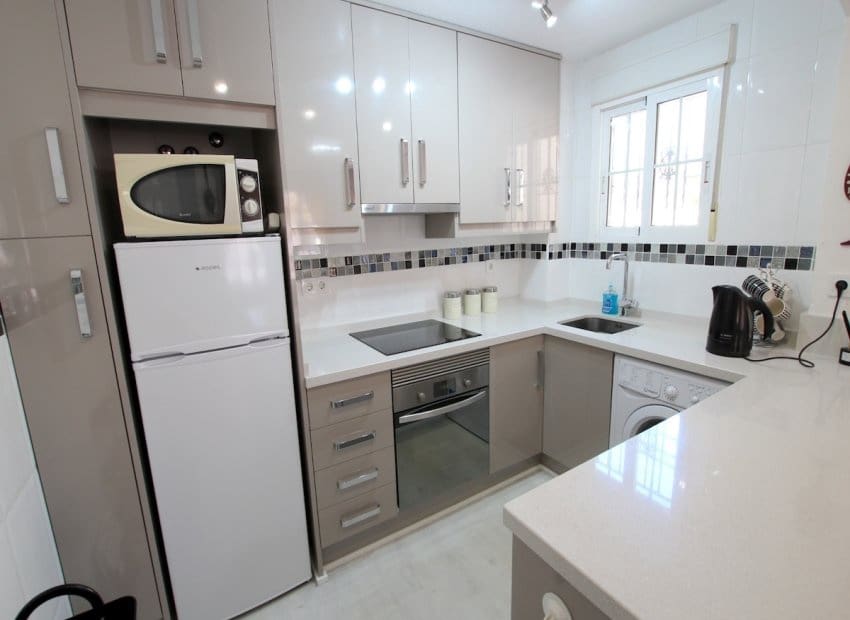 2 sovrum Hus till salu i Orihuela Costa - 235 000 € (Ref: 9840626)