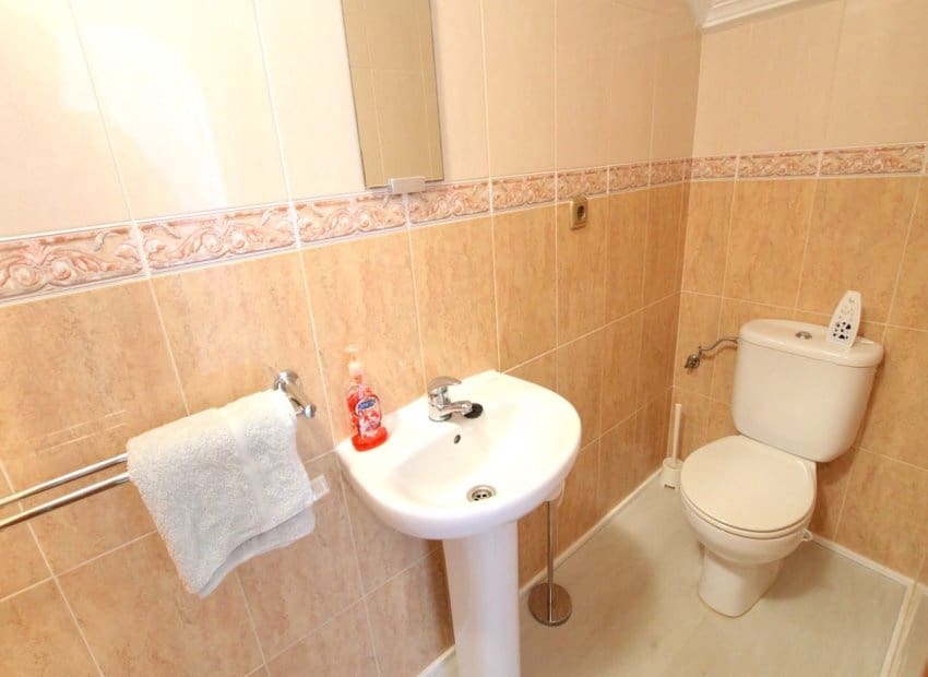 2 sovrum Hus till salu i Orihuela Costa - 235 000 € (Ref: 9840626)