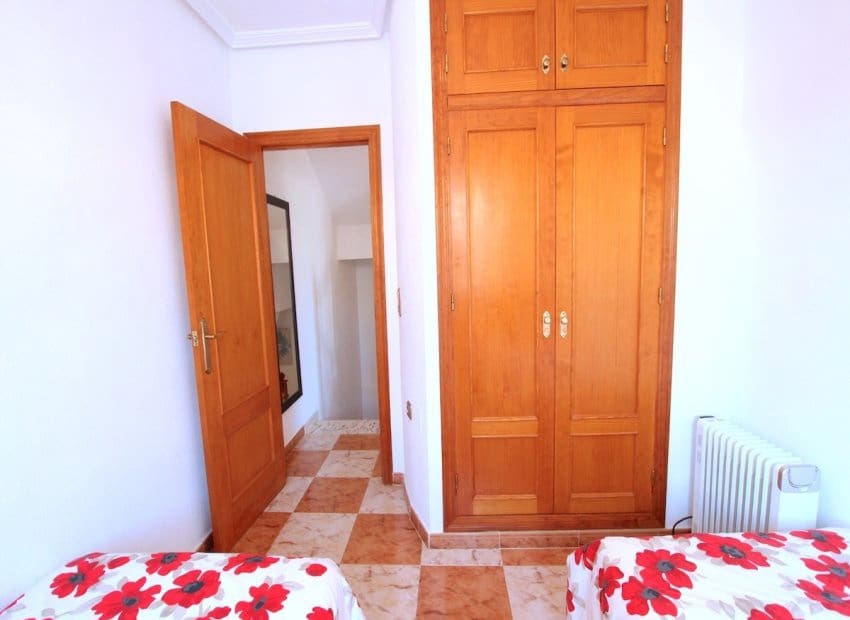 2 sovrum Hus till salu i Orihuela Costa - 235 000 € (Ref: 9840626)