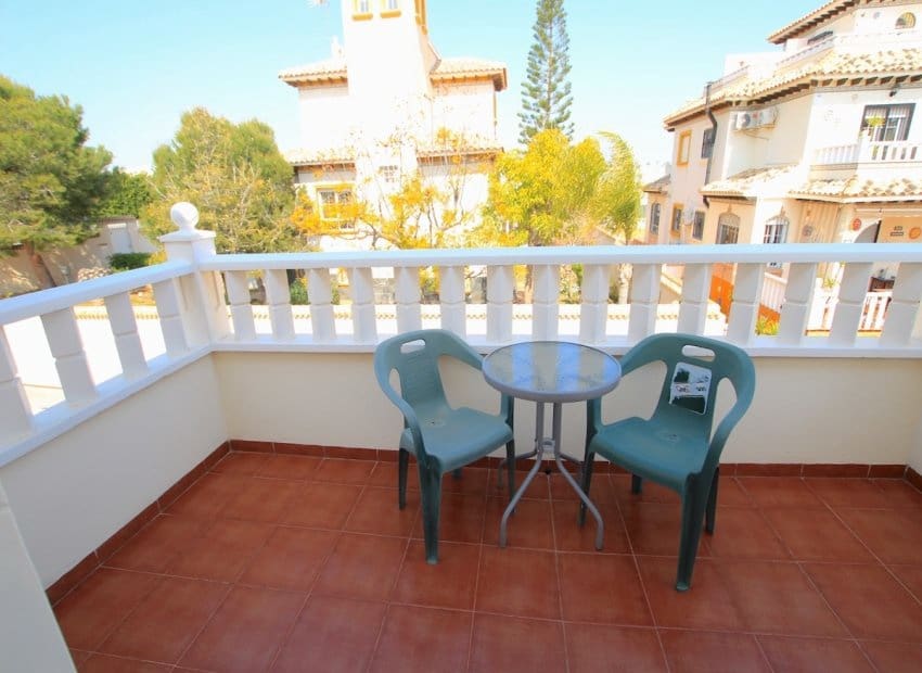 2 sovrum Hus till salu i Orihuela Costa - 235 000 € (Ref: 9840626)