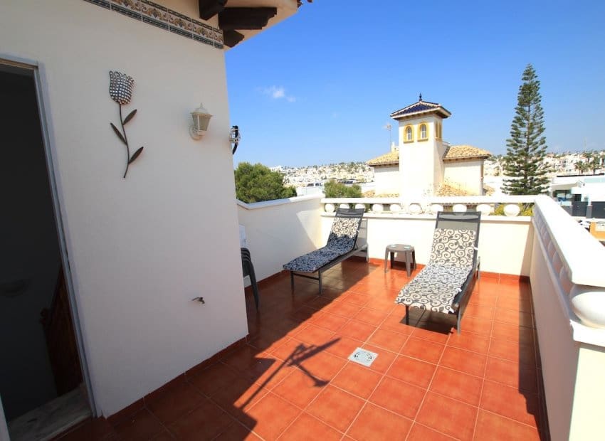 2 sovrum Hus till salu i Orihuela Costa - 235 000 € (Ref: 9840626)