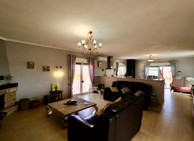 4 quarto Moradia para venda em Albatera com piscina - 540 000 € (Ref: 9840628)