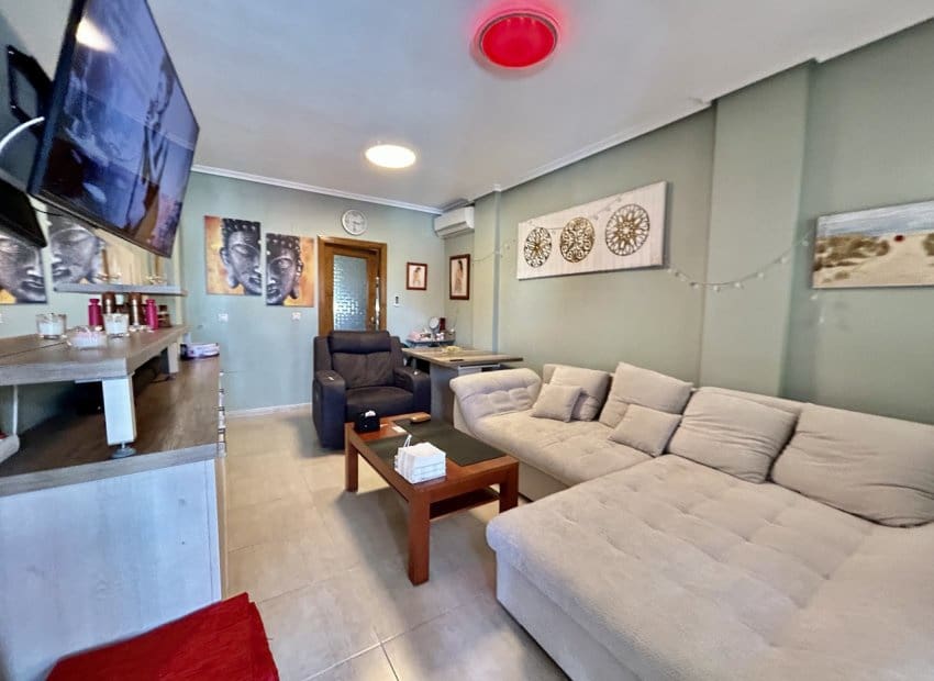 2 Zimmer Apartment zu verkaufen in Los Altos mit Pool - 189.900 € (Ref: 9841059)