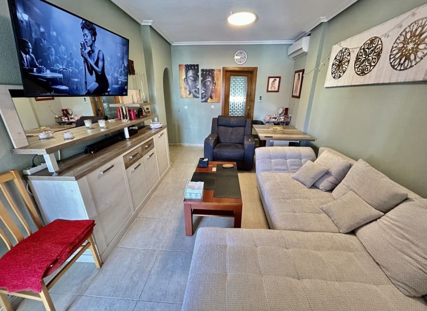 2 Zimmer Apartment zu verkaufen in Los Altos mit Pool - 189.900 € (Ref: 9841059)