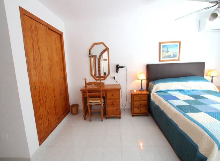 3 bedroom Villa for sale in Orihuela Costa with pool - € 395,000 (Ref: 9841060)