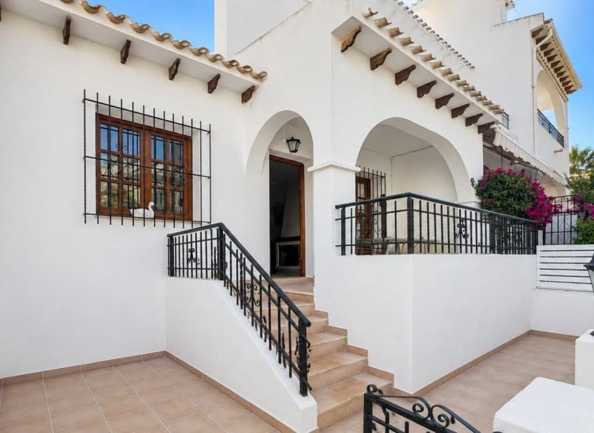 2 bedroom Apartment for sale in Aguas Nuevas with pool - € 169,000 (Ref: 9841061)