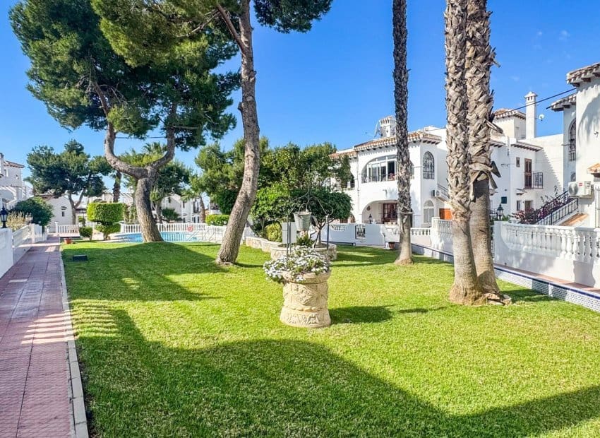 2 bedroom Apartment for sale in Aguas Nuevas with pool - € 169,000 (Ref: 9841061)