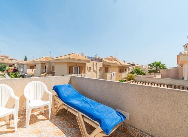 Chalet de 2 habitaciones en Playa Flamenca, Orihuela en venta con piscina - 264.000 € (Ref: 9841063)