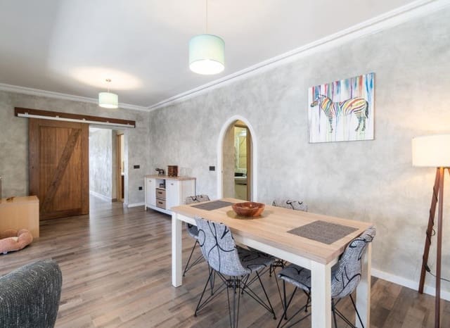 4 chambre Villa/Maison à vendre à El Chaparral - La Siesta - La Torreta, Torrevieja avec piscine - 549 000 € (Ref: 9841064)