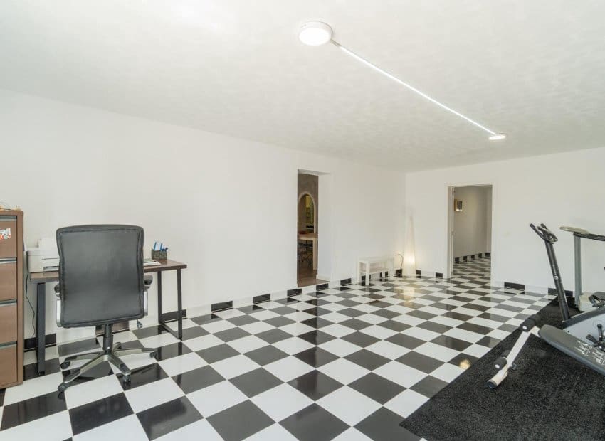 4 soveværelse Villa til salg i Torrevieja med swimmingpool - € 549.000 (Ref: 9841064)